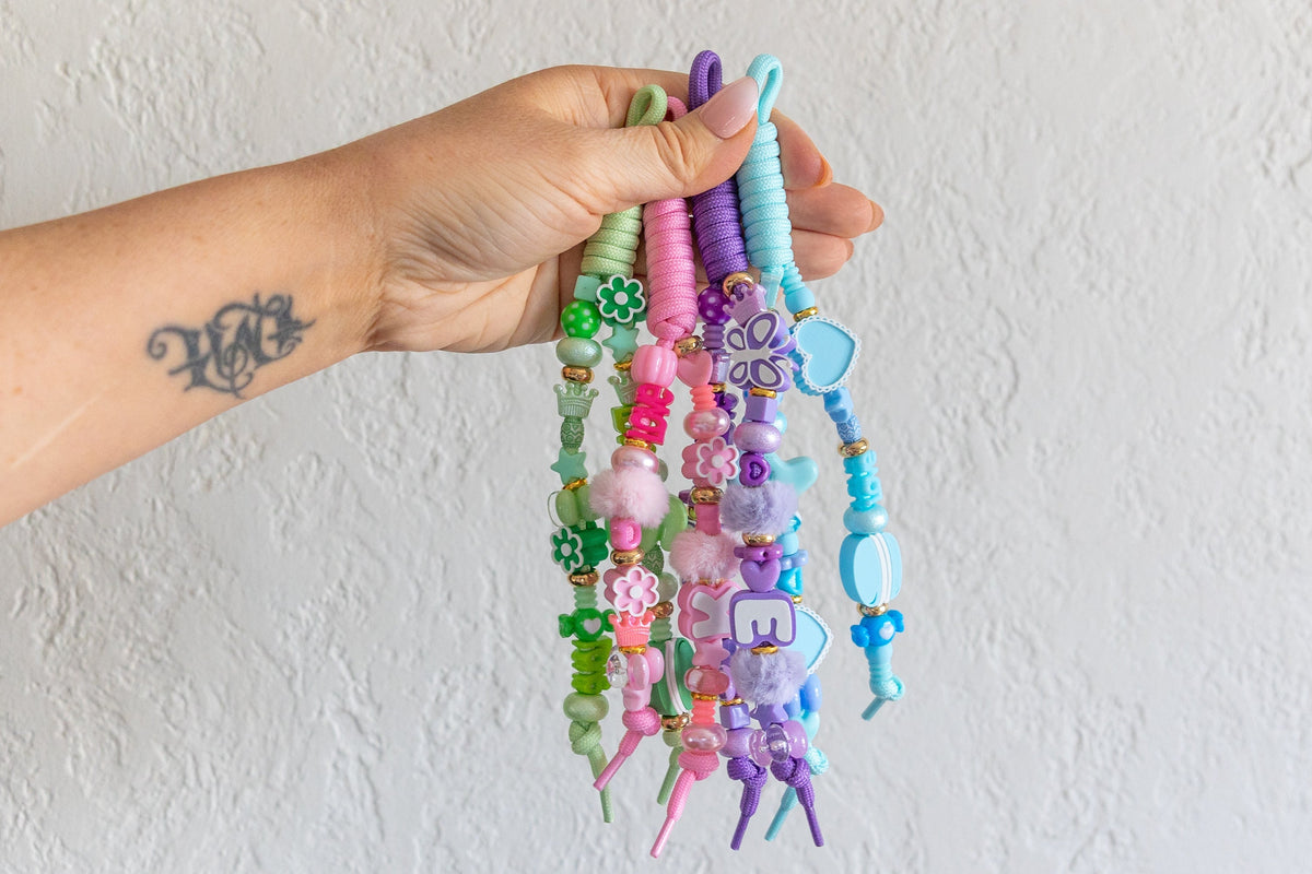 How to Make a Beaded Bag Charm: An Easy Beginner’s Guide